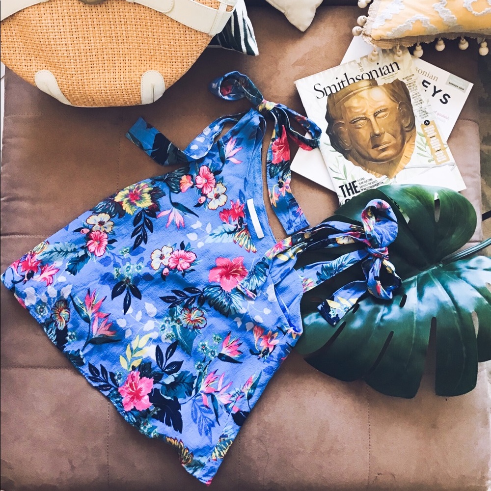 Tropical 🌴 🌴 Print Asymmetrical Top with bows